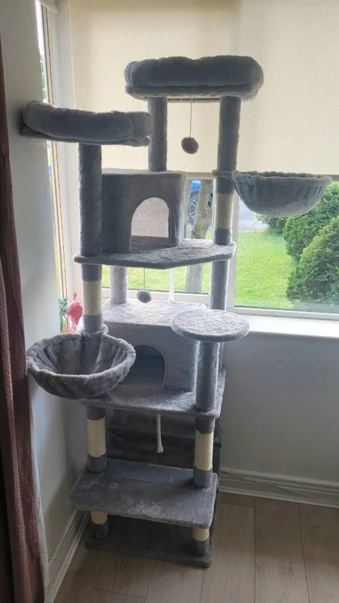 Cat tree - Image 2