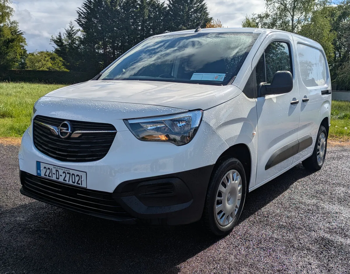 Opel Combo 2022 NEW CRVT 10/26 - Image 3