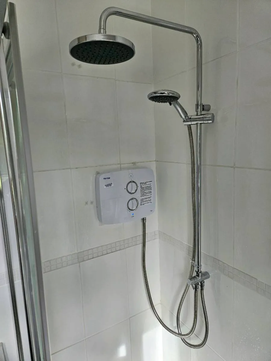 Triton T90SR 9kW DuElec Pumped Electric Shower - Image 3