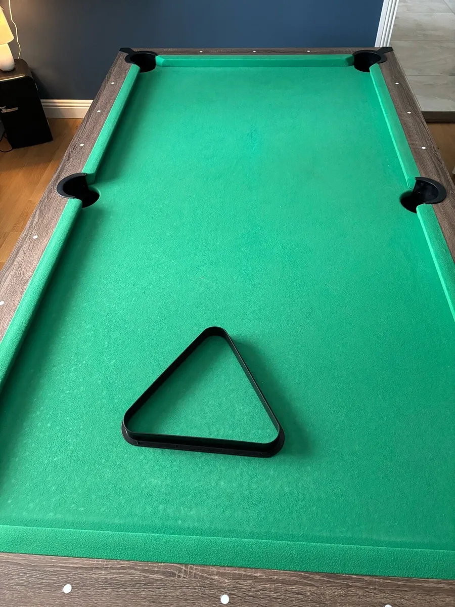Pool table - Image 2