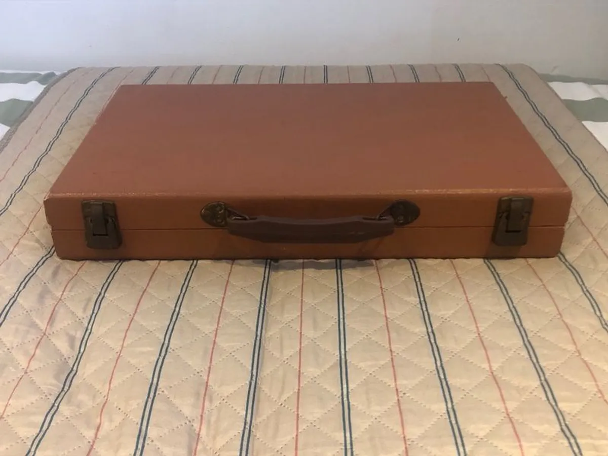 Vintage Crisloid Backgammon Set - Image 3