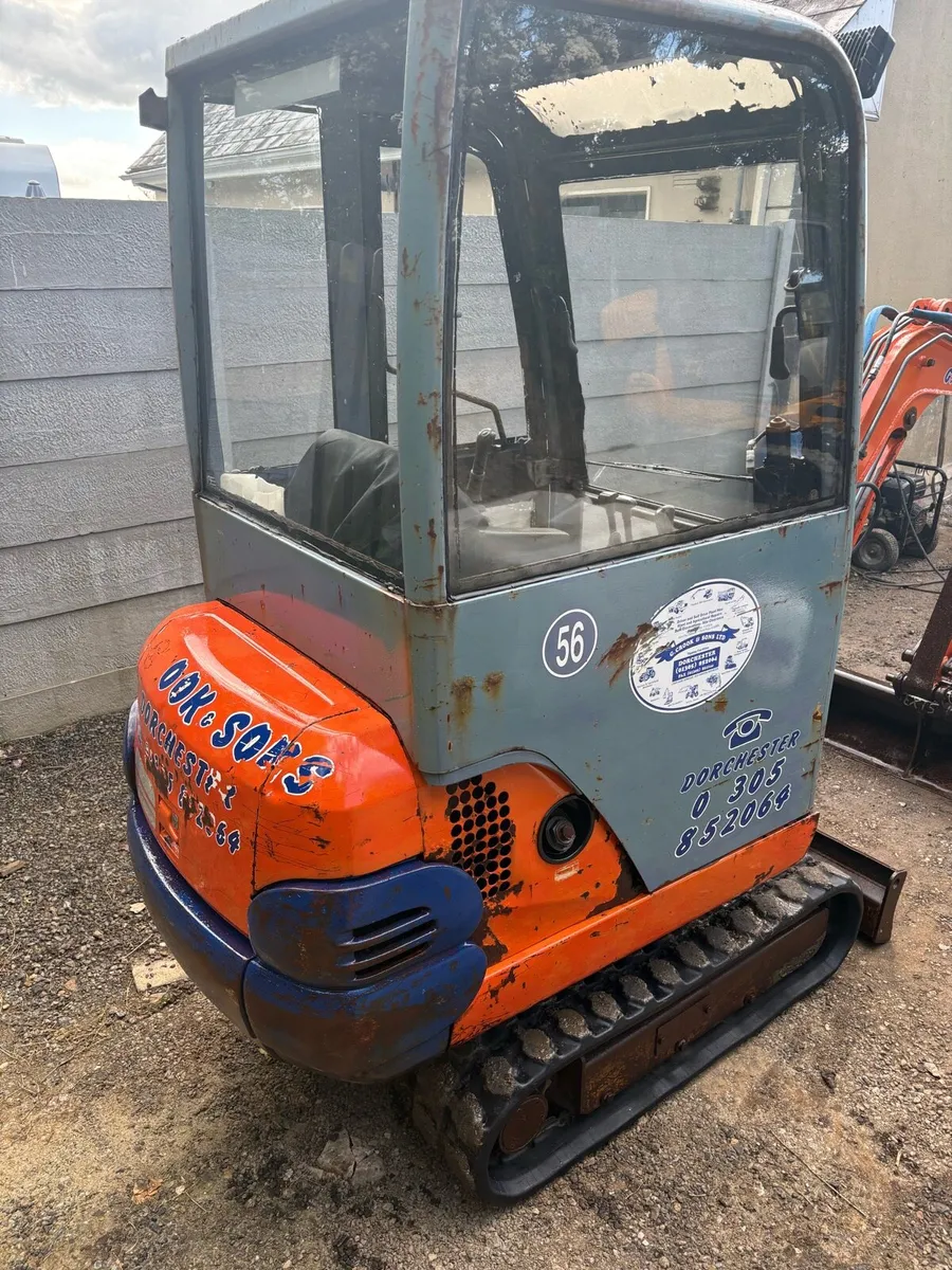 EX15 hitachi mini digger for sale - Image 4