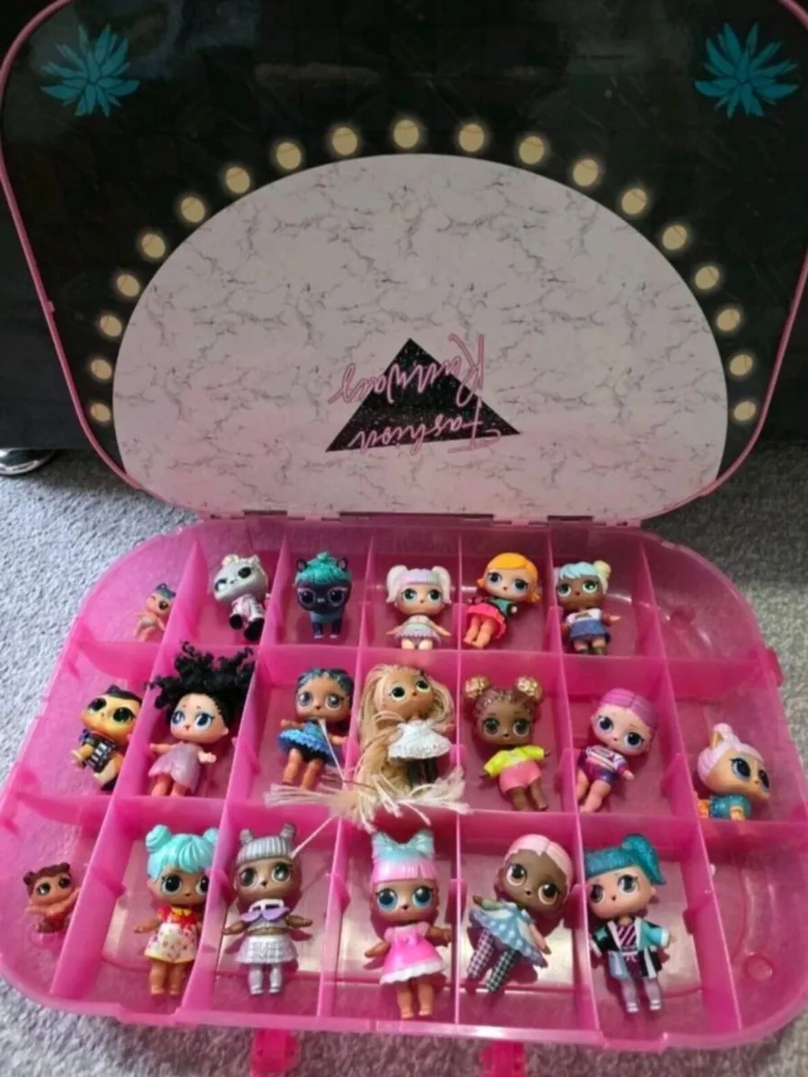 Lol dolls & Accessories - Image 2