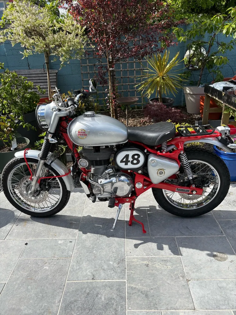 Royal Enfield Classic 500 Trails - Image 3