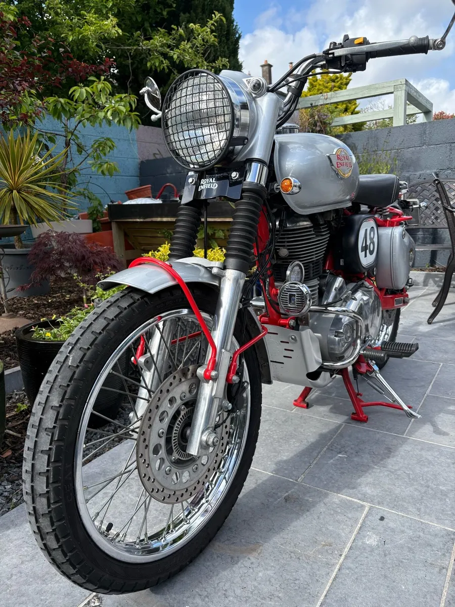 Royal Enfield Classic 500 Trails - Image 4