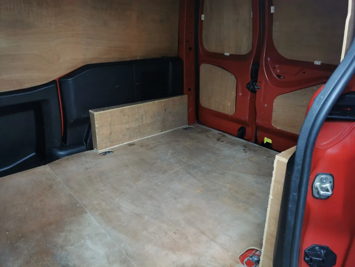 Citroen Berlingo LX BLUEHDI 75 625KG S SWB MY40 3 - Image 3