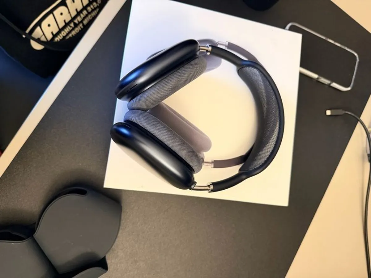 AirPods Max - Image 3