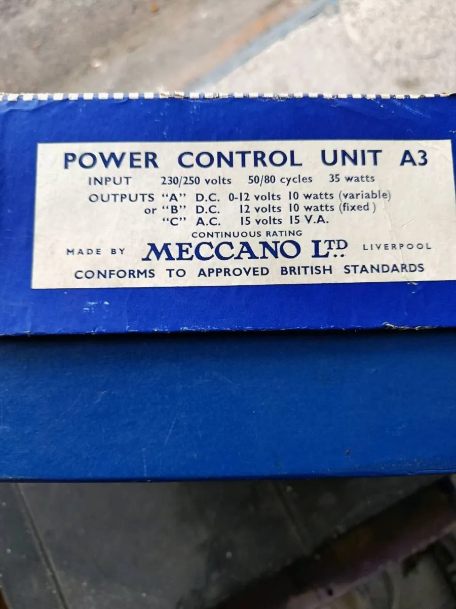 Meccano power unit - Image 2