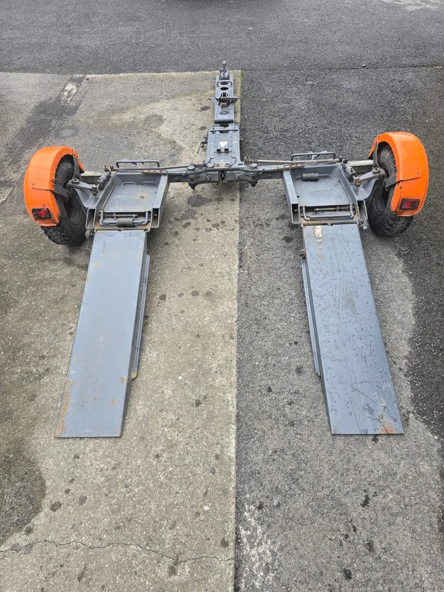 Car tow transporter - Image 1