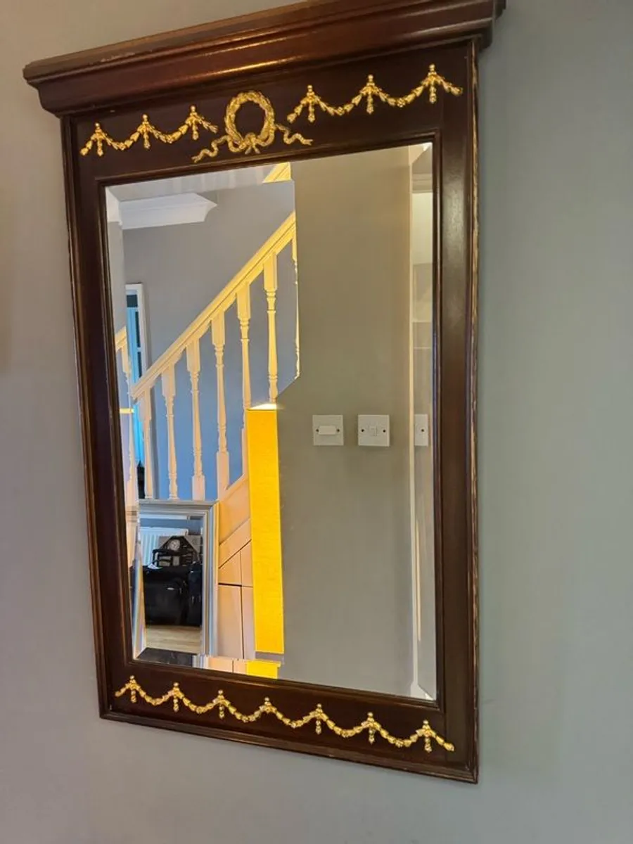 Hall table and matching mirror - Image 3