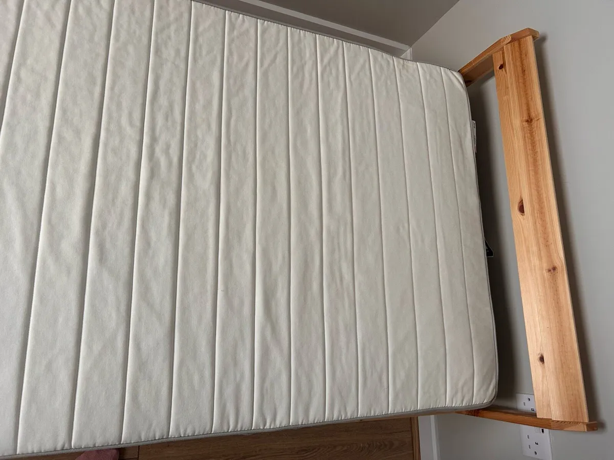 Single bed - Image 4