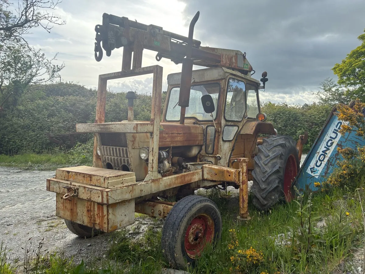 Ford 5000 with crane - Image 4