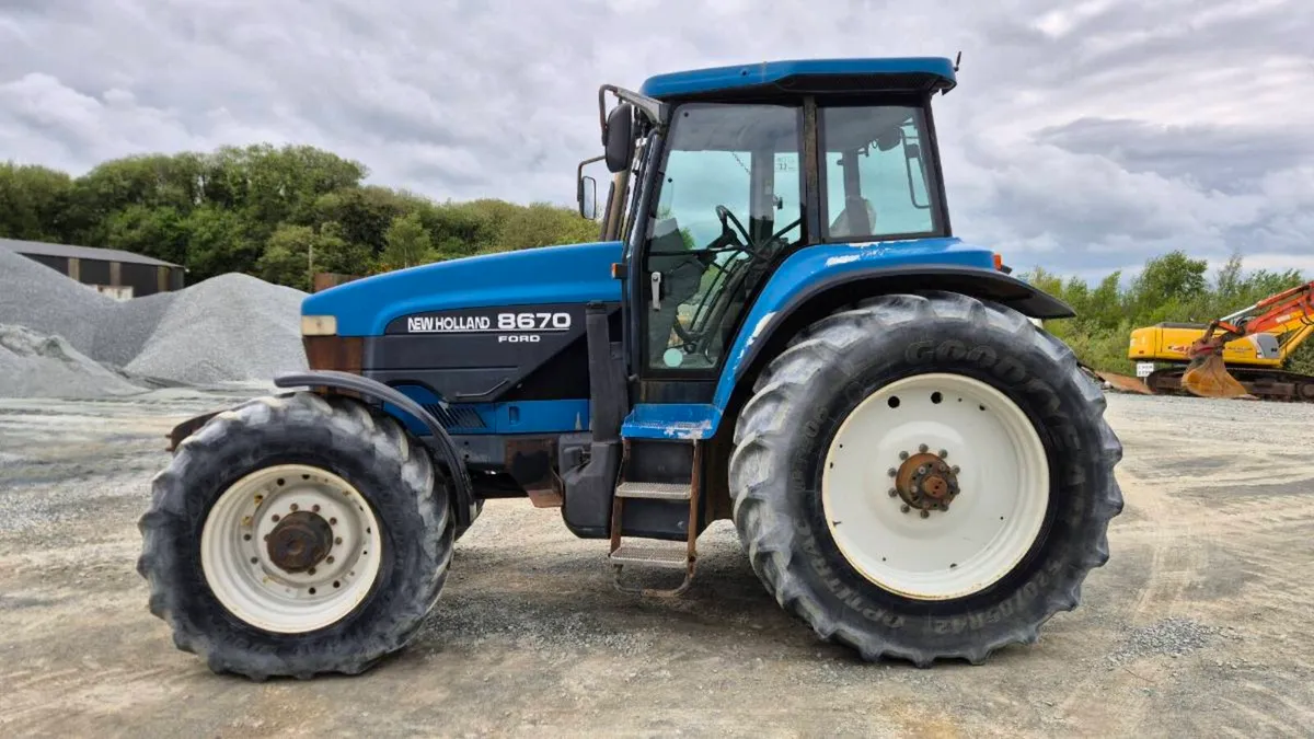 New Holland 8670 - Image 1