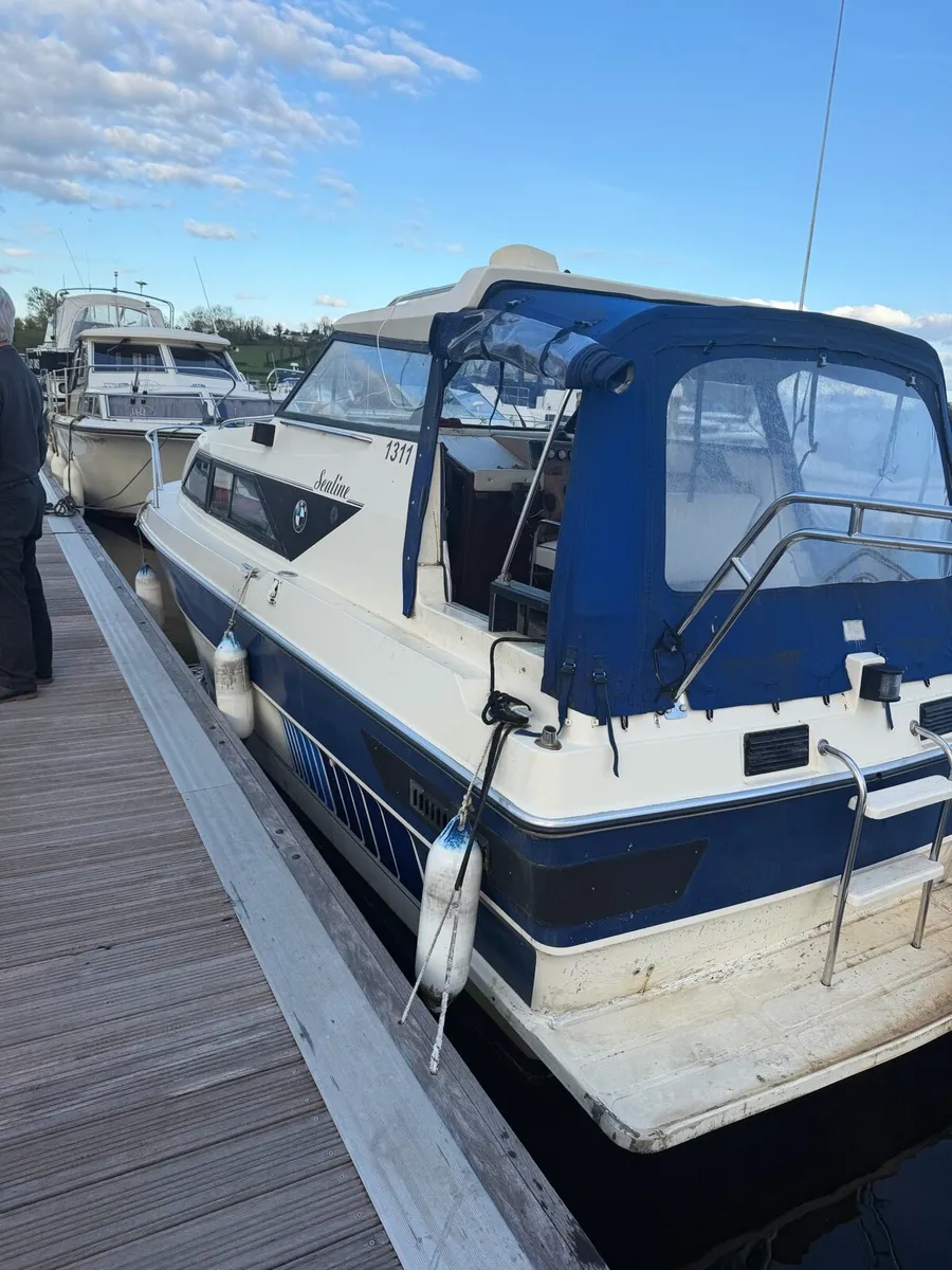 Cruiser boat  for sale - Image 3