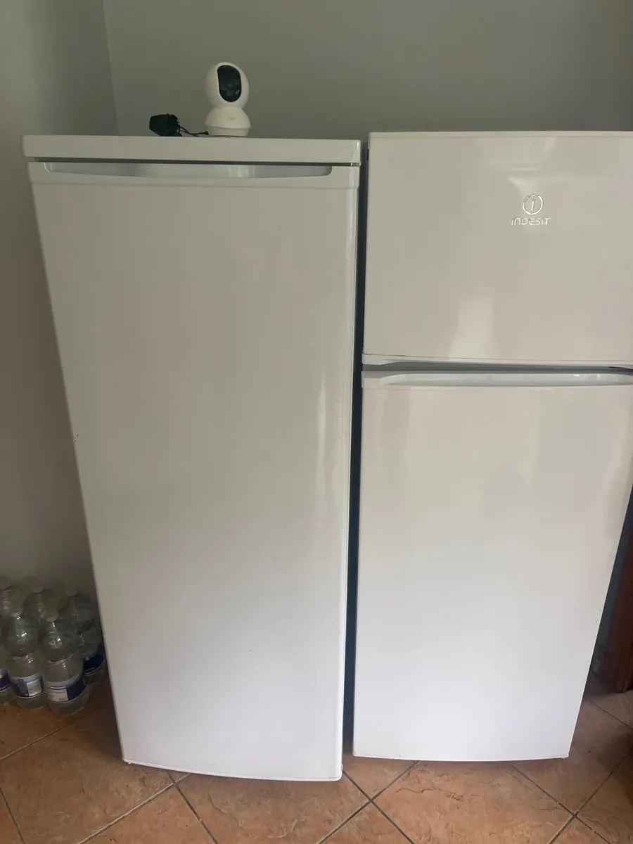 Fridge and fridge freezer