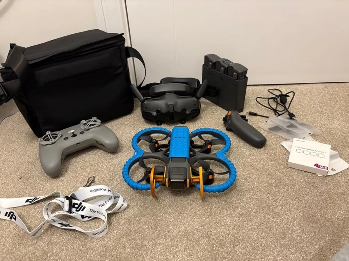 Dji Avata 2 Fly More Bundle - Image 1