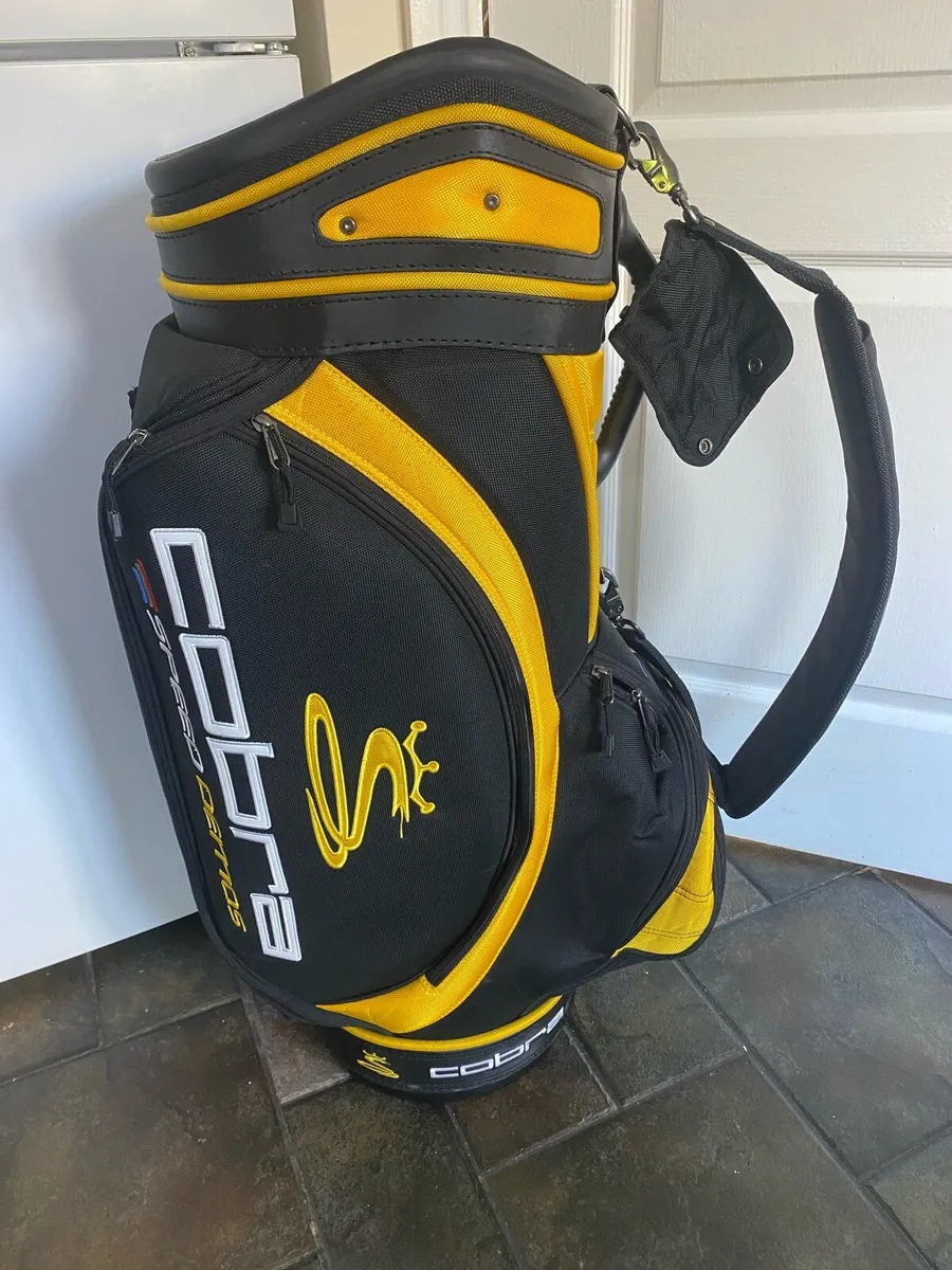 Golf bag Cobra like new - Image 1