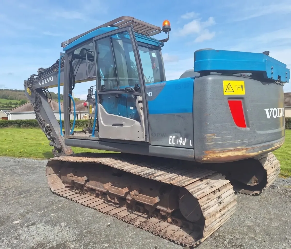 Volvo EC140 DL - Image 3