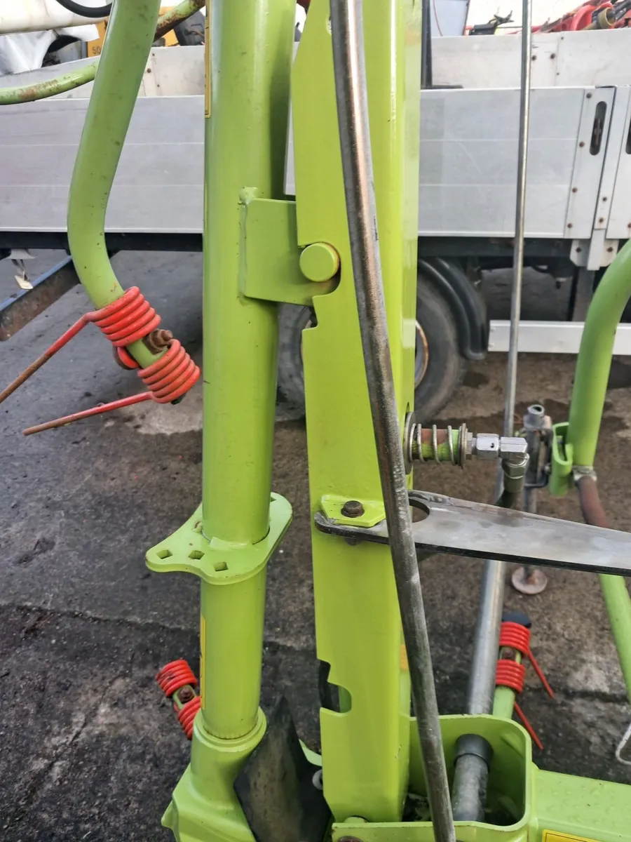 Claas Tedder Volto 52 - Image 4