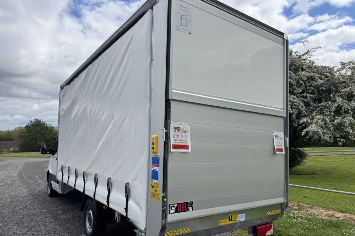 2022 Mercedes-Benz Sprinter Curtain Sider Van - Image 4