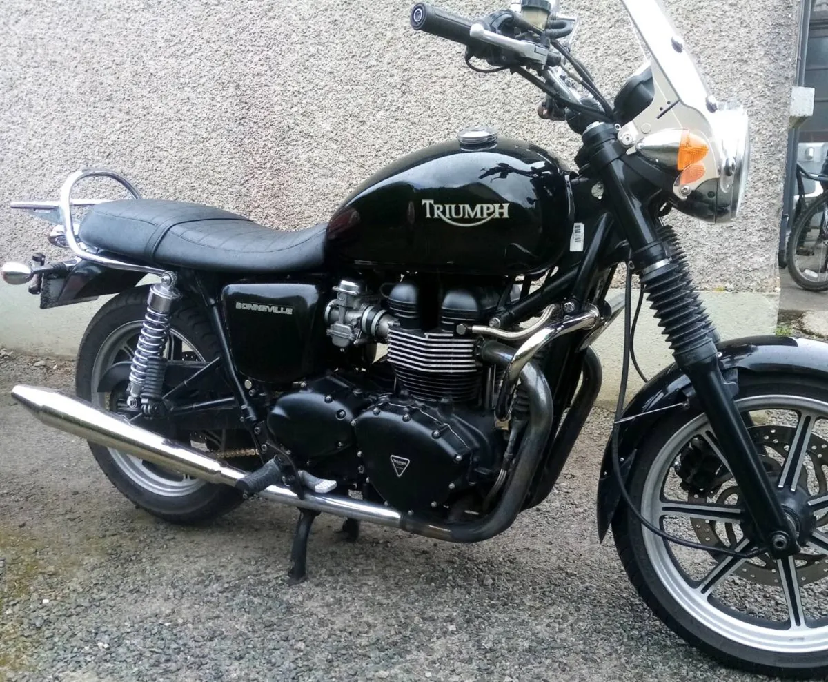 Triumph bonneville - Image 2
