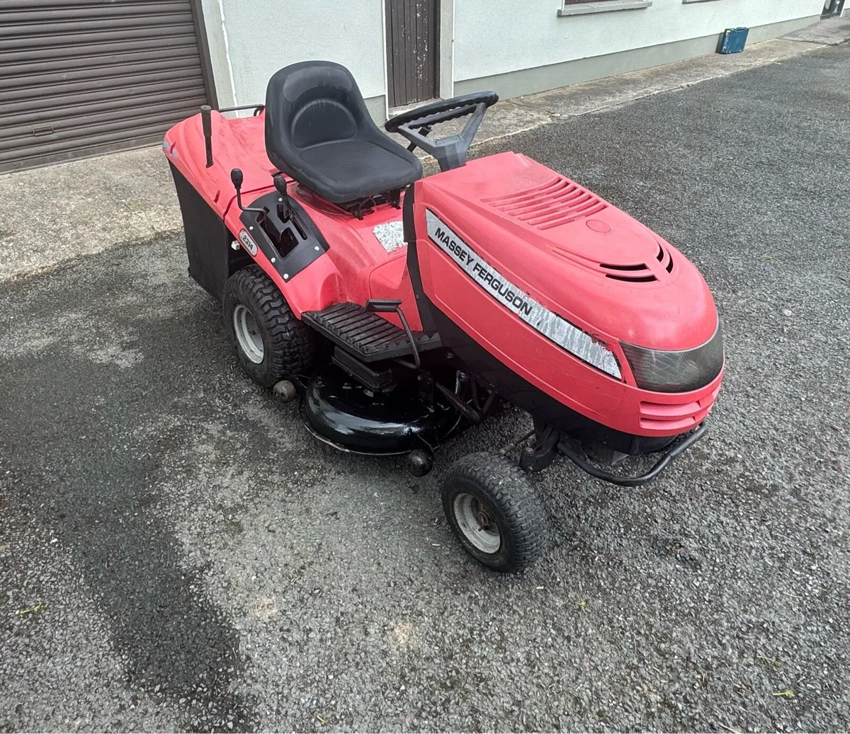 Ride on mower - Image 3