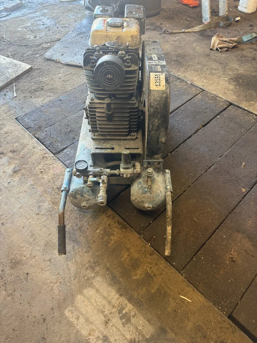 Petrol Air Compressor - Image 4