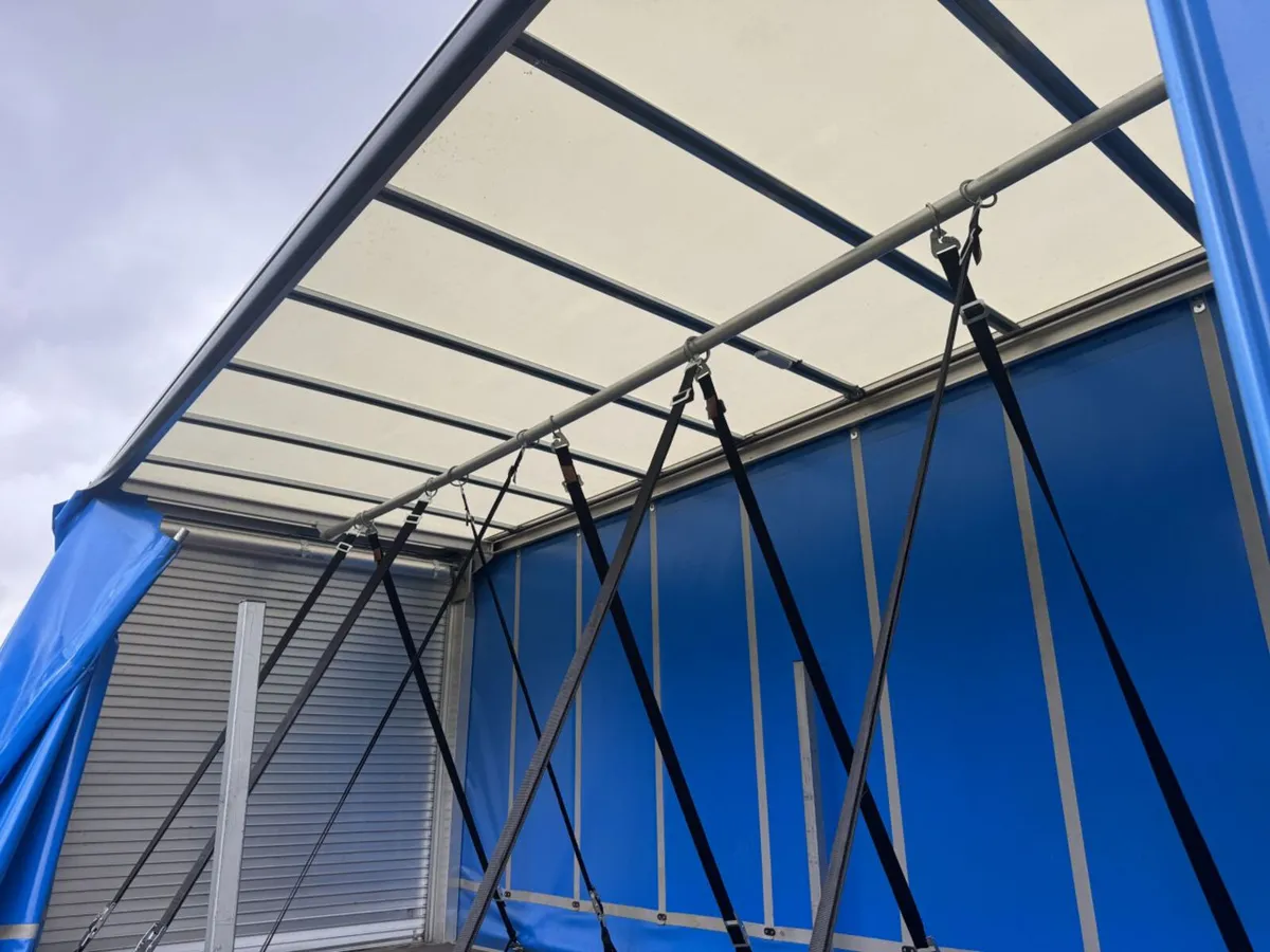 2023 Mercedes-Benz Sprinter Curtain Sider Van - Image 3
