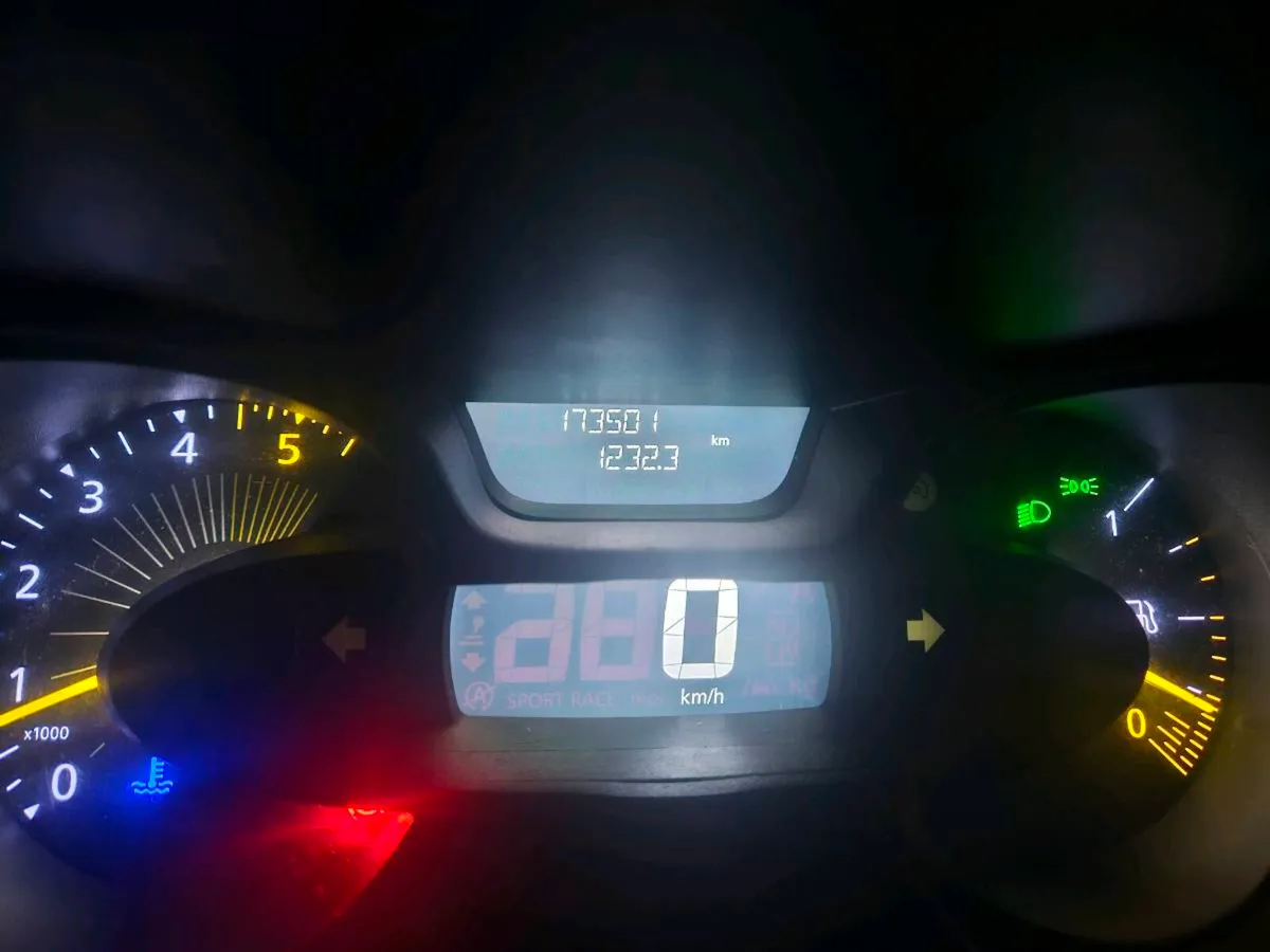 Renault traffic - Image 4
