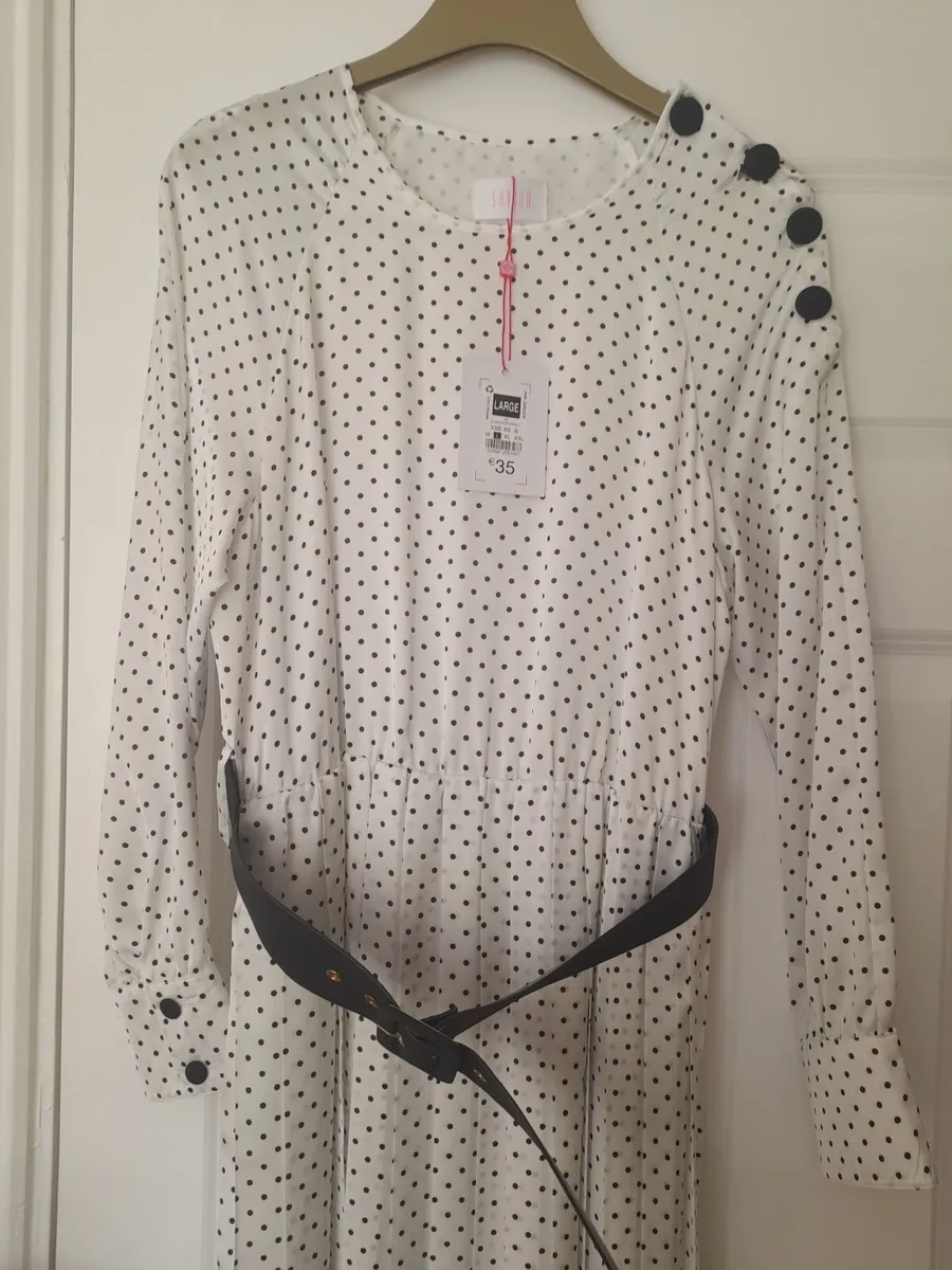 Dress. NEW - Image 2