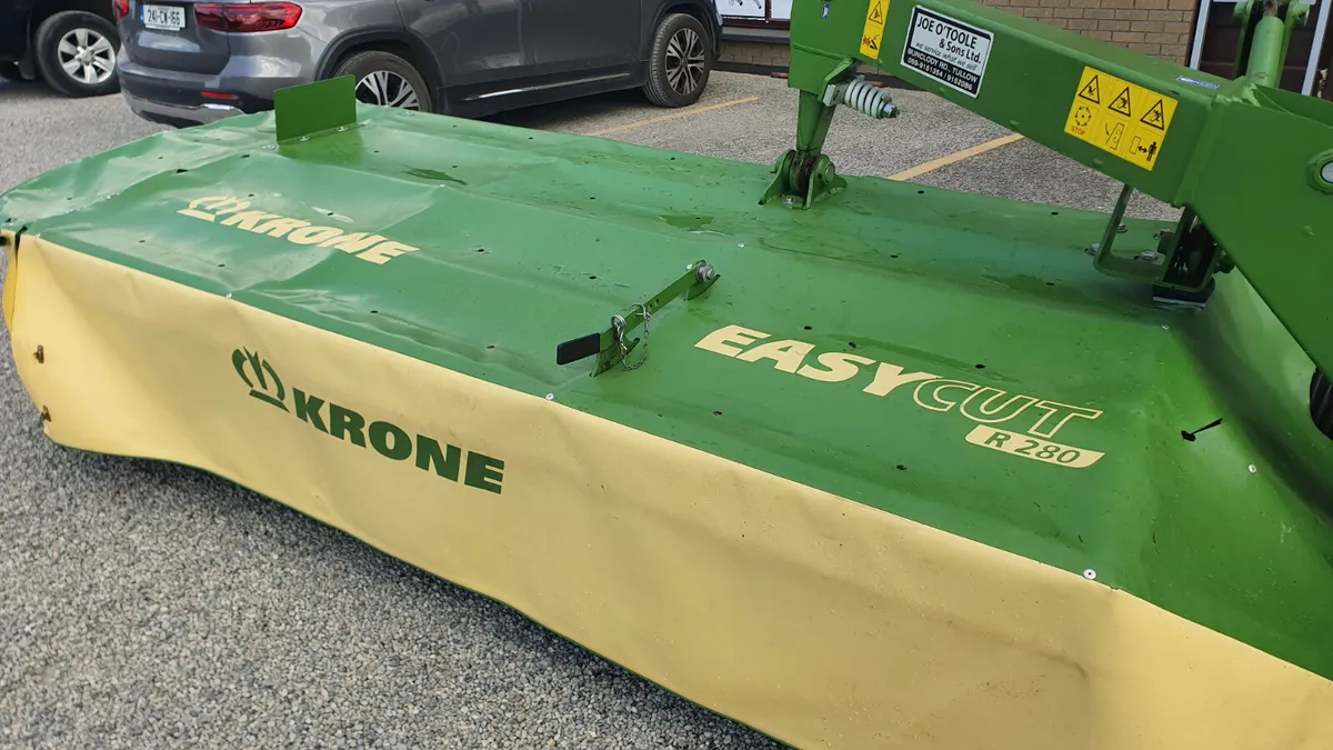 Year 2023 Krone ECR280 Mounted Mower Like New - Image 1