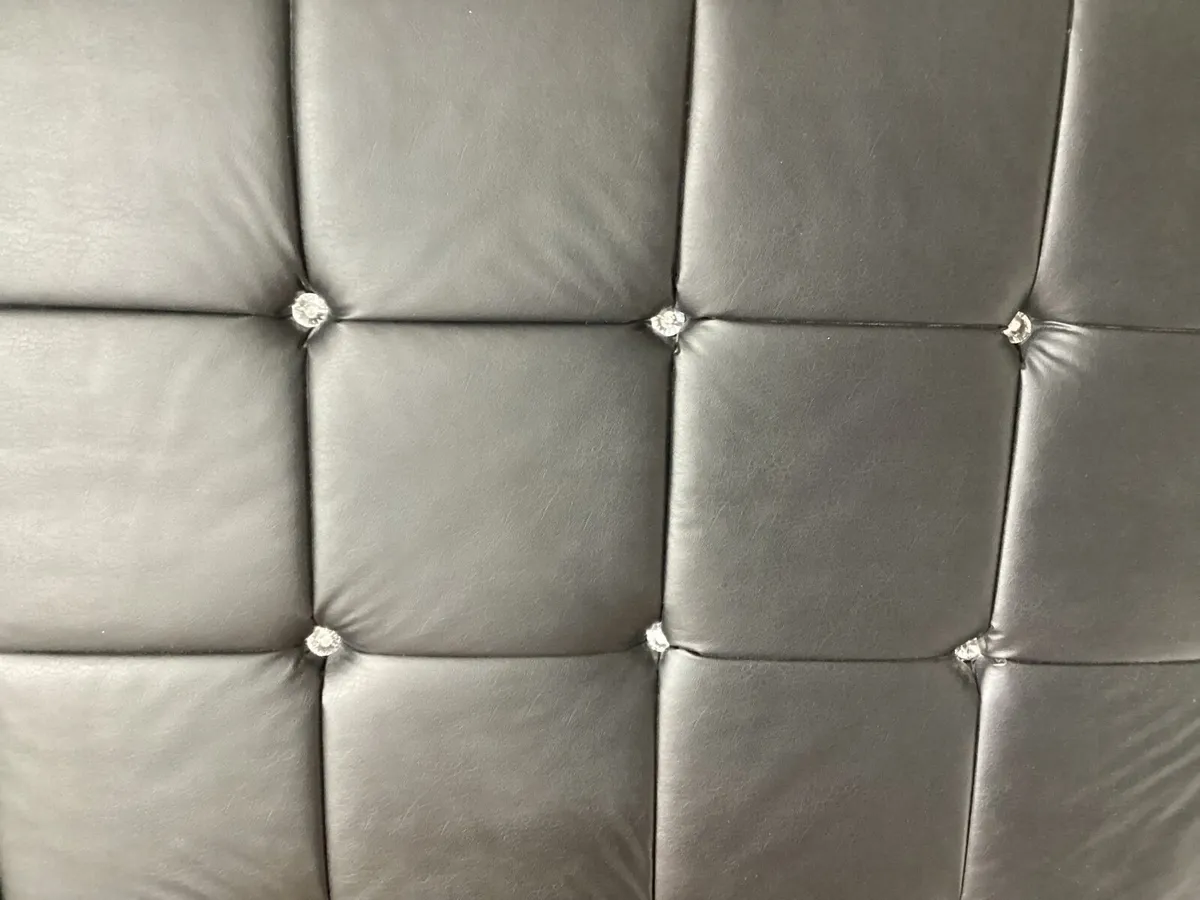 Black king size pu floor standing headboard - Image 3