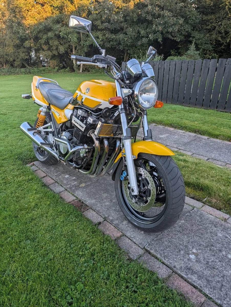 YAMAHA XJR 2002 - Image 1