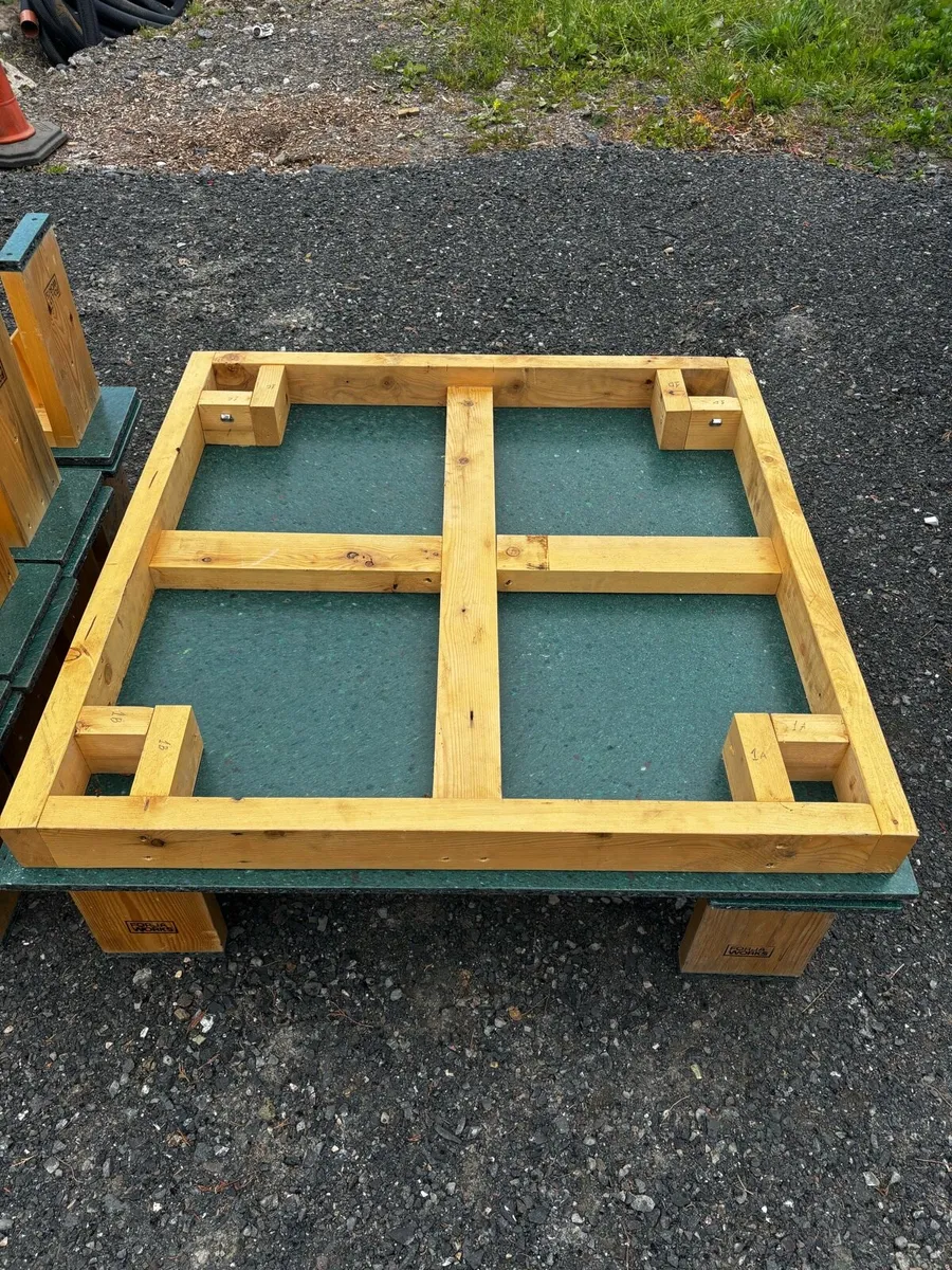 Picnic tables - Image 4