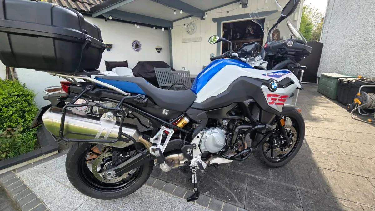 Motorbike - Image 4