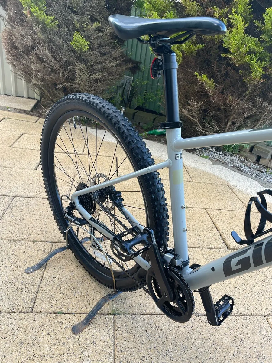 Giant talon hardtail - Image 4