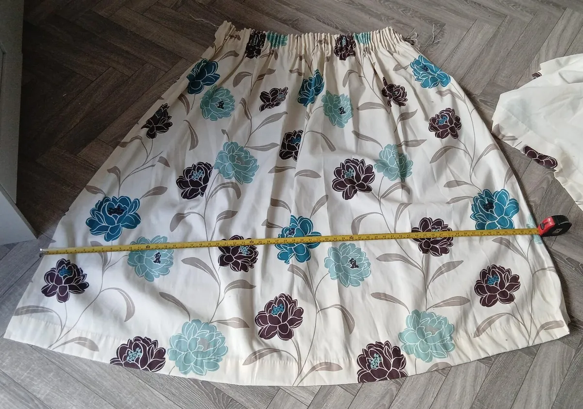 Curtains 2 sets - Image 2