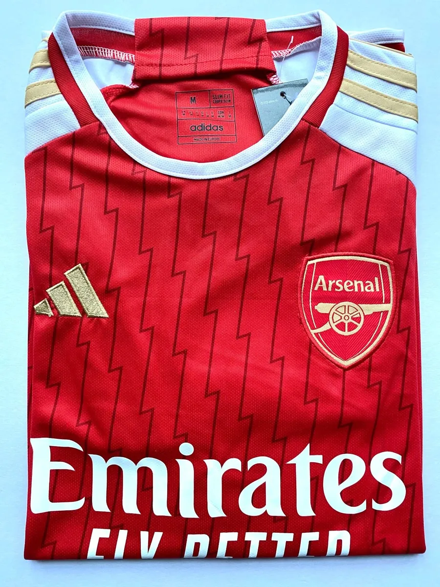 Arsenal Home kit - Image 2