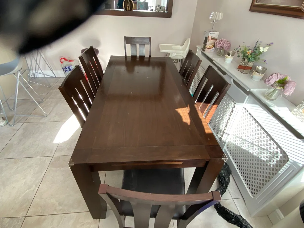 Table 1.8m-2.6m and 6 chairs - Image 2
