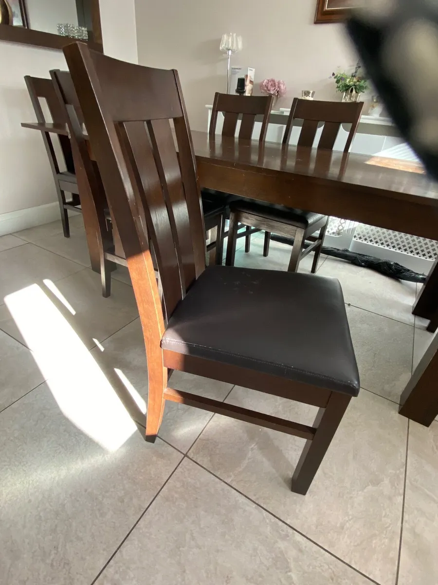 Table 1.8m-2.6m and 6 chairs - Image 4