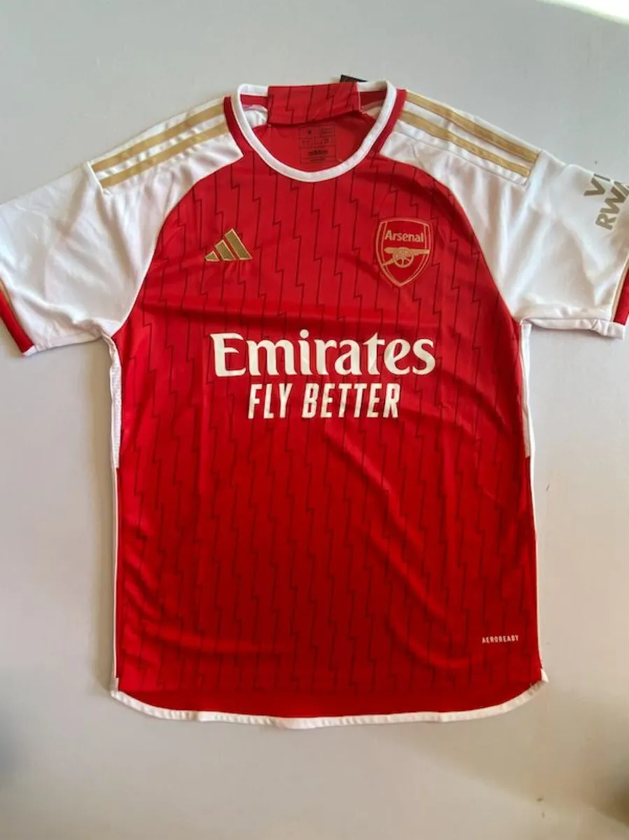 Arsenal Home kit - Image 1