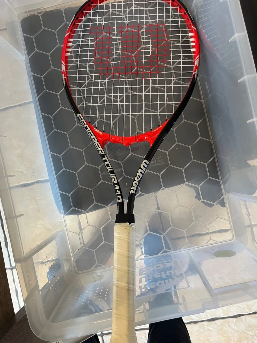Wilson Federer Tour 110 Tennis Racket + Head Carry - Image 4
