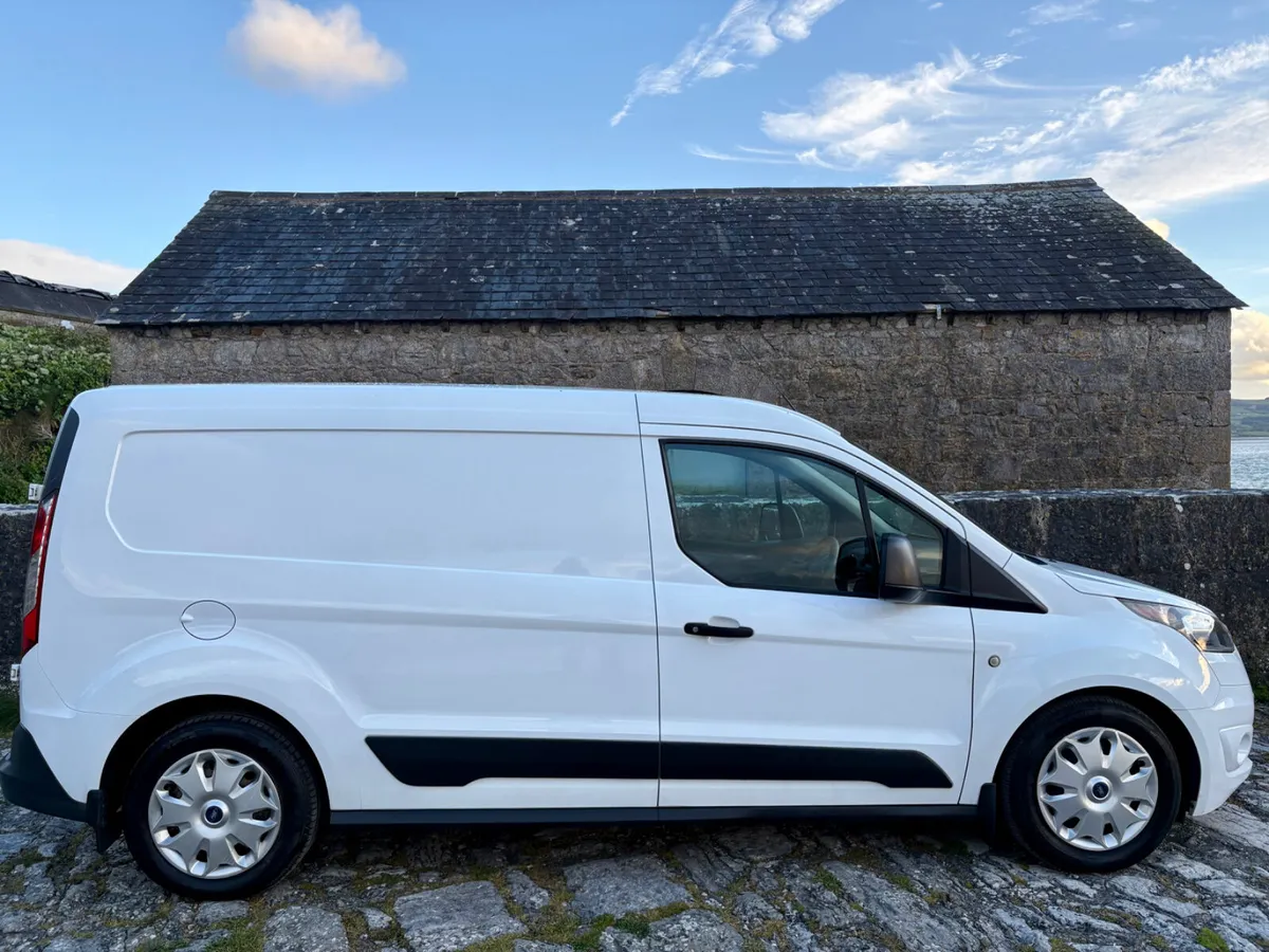 2019 Ford Transit Connect Trend LWB - Image 3