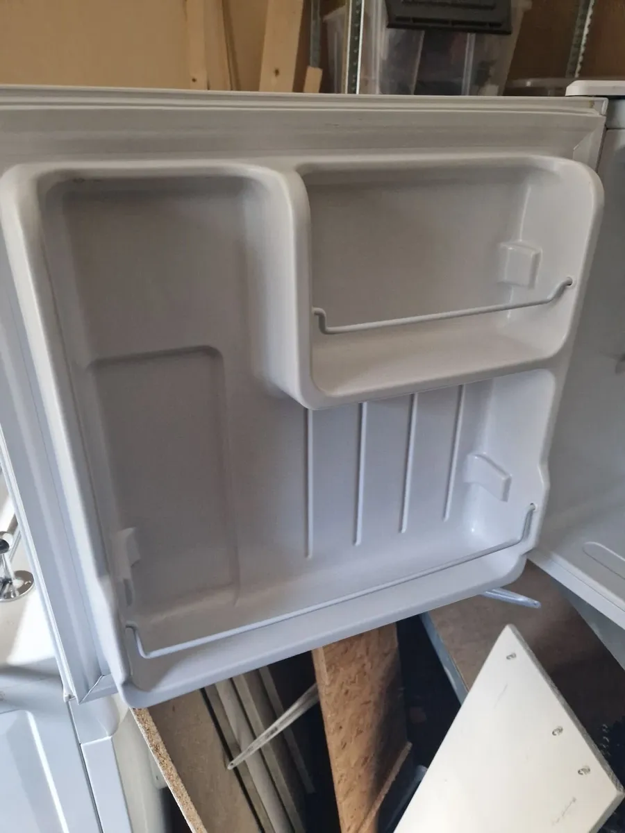 Mini Fridge - Image 2