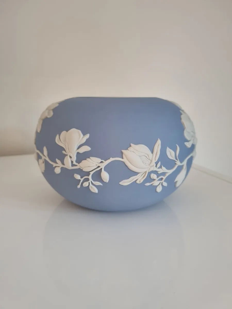 Jasper 6" Wedgwood Bowl - Image 1