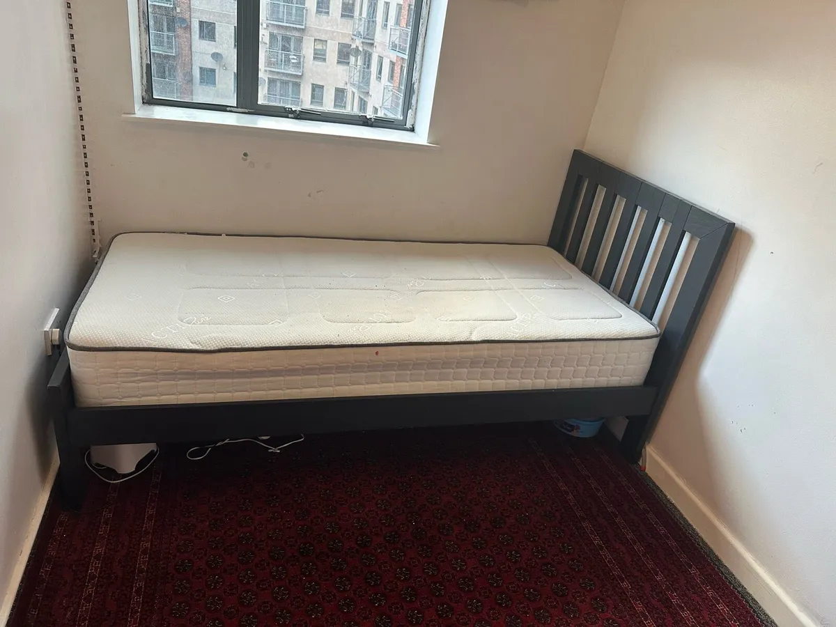 Single bed with mattress - Image 3