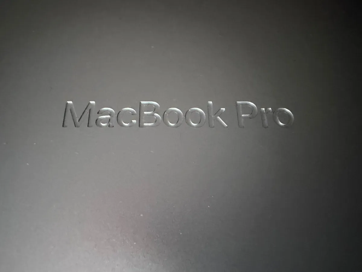 Apple MacBook Pro 2026 16in M5 Pro 24GB 1TB - Image 2