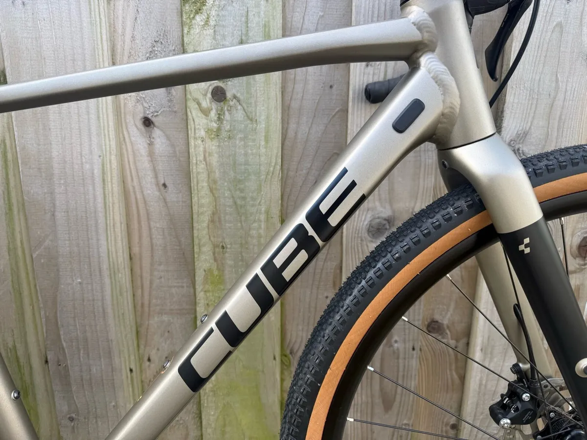 Cube Nuroad Ex Gravel Bike - Image 3