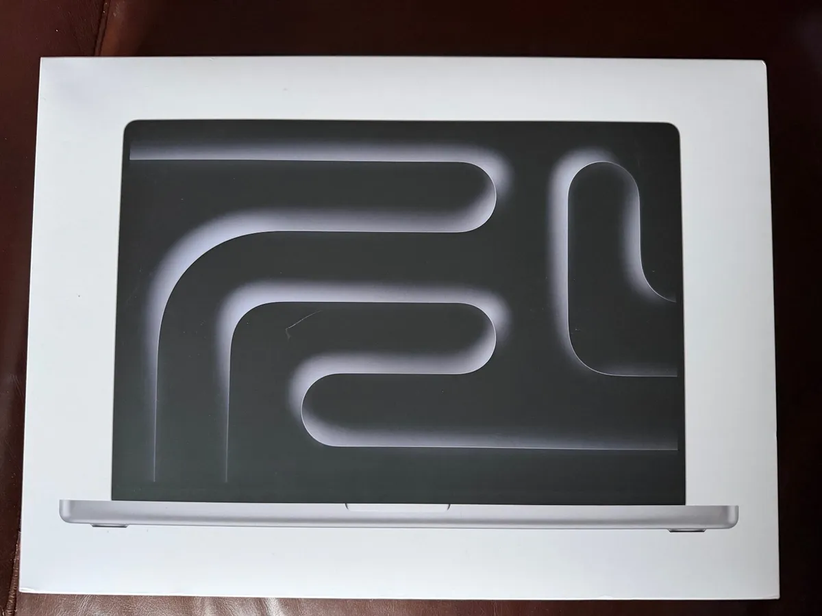 Apple MacBook Pro 2026 16in M5 Pro 24GB 1TB - Image 1