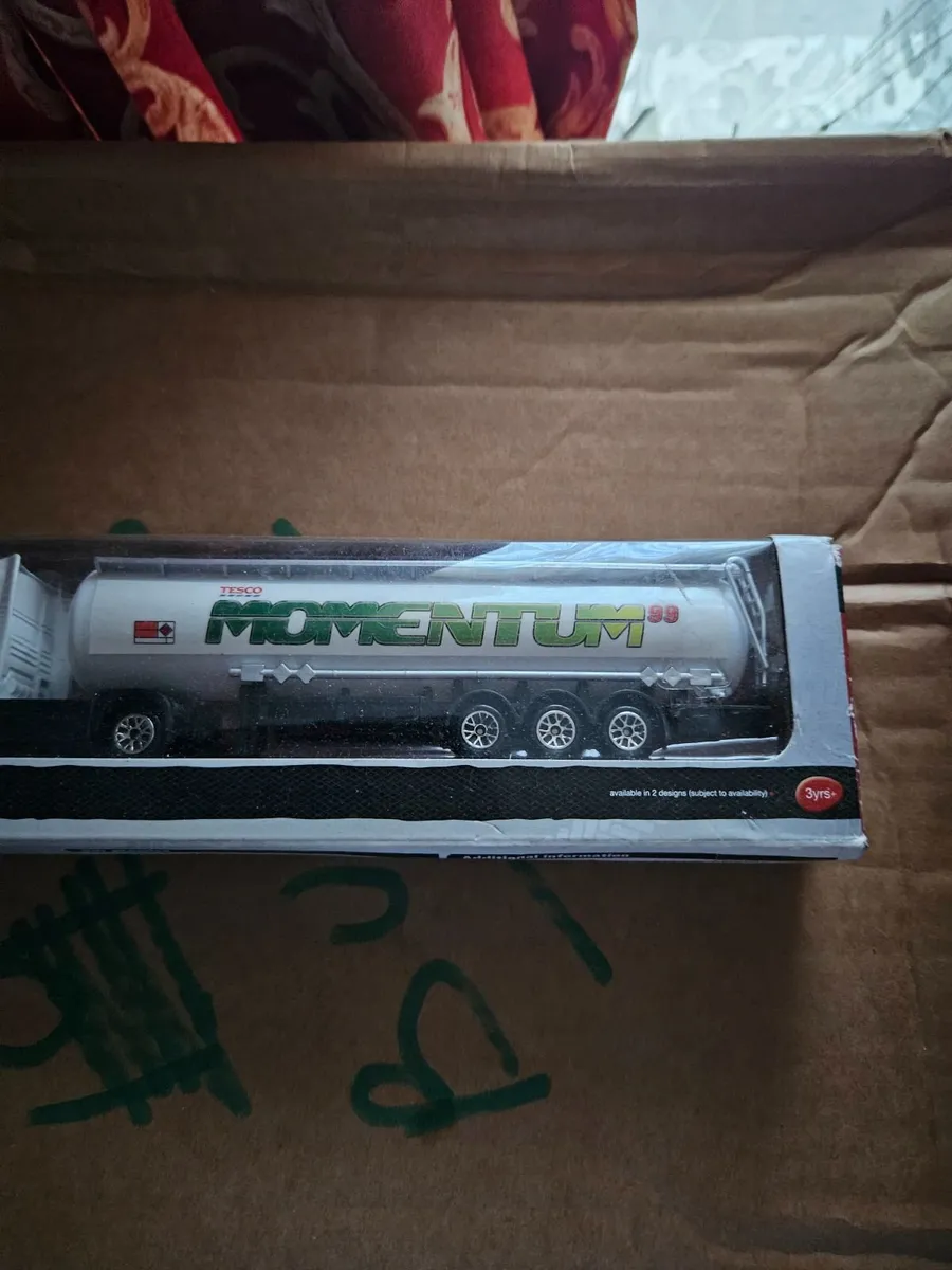 Corgi Tesco Fuel Tanker - Image 1